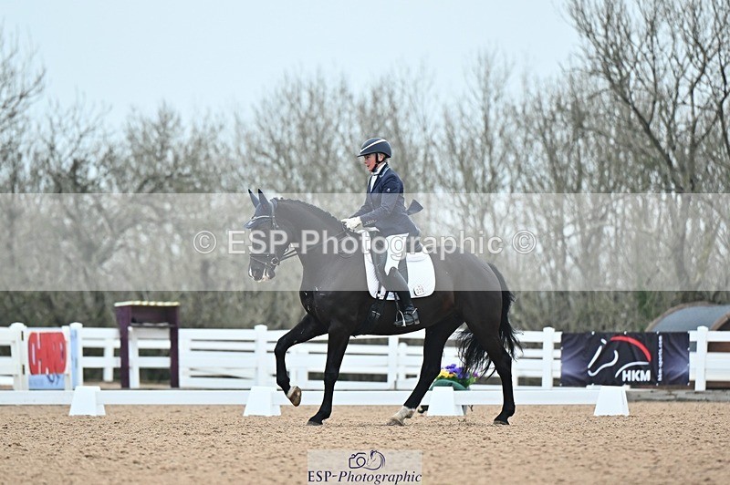 250214-095056-00703 - 228-Louise.Hutchinson-Shovern.Noire