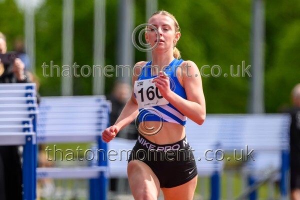 Natopener26-923241 - Track Female