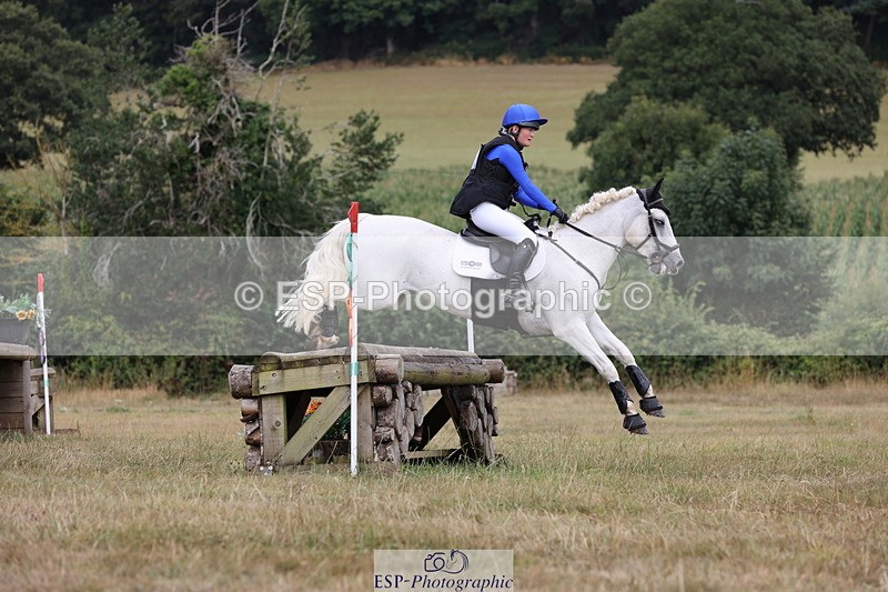 250802A-124343-03603 - A-029-Jessica.Saunders-RATHLEE.OG