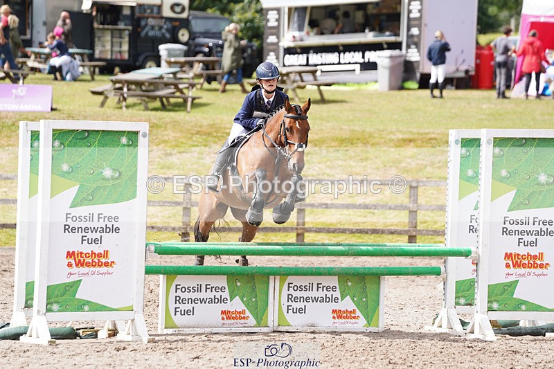 240824X-123620-24160 - 80cm Round 1 12.00 to 13.00