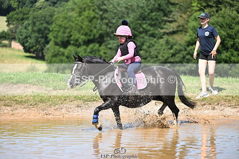 240729B-150240-03048 - Abbie's Group XC