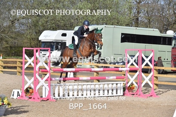 BPP_1664 - CLASS 18 SUN Senior Newcomers/ 1.10m Open