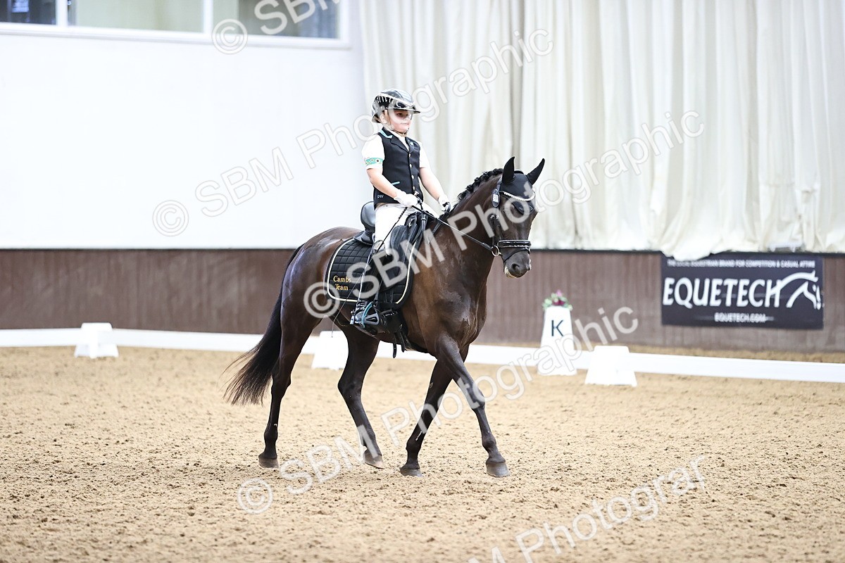 SBM_001465 - Novice 4 - 11.15-13.22