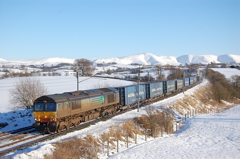 8.1.10 - 66420 4M44 Mossend - Daventry, Docker - West Coast Main Line (north to south)