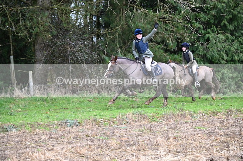 WJ6_9691 - Line Four