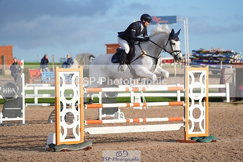 251108-143727-02889 - Cls 16 Snr 1.30m and 1.40m