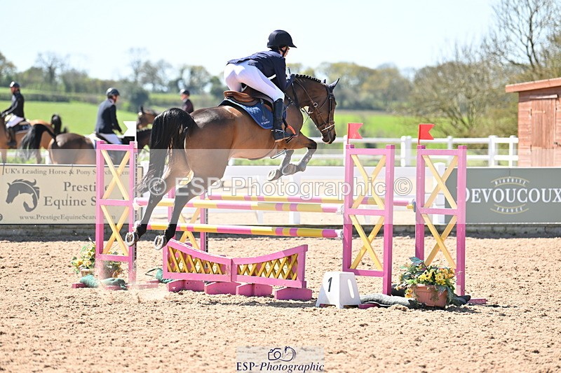 240420A-121048-10746 - Cls 15, 1 Star Bronze Tour 1.15m