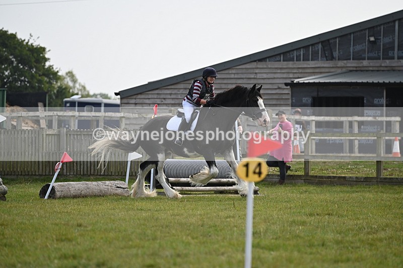 WJ6_9909 - 40cm XC Time 10:05 to 10:36