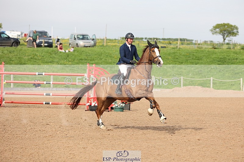 240511A-170106-15140 - Cls 38 National 1.40m Open