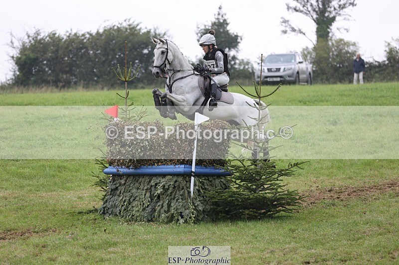 240901A-134306-09363 - 427-Emma.Farrar-HER.NAME.IS.LOLA