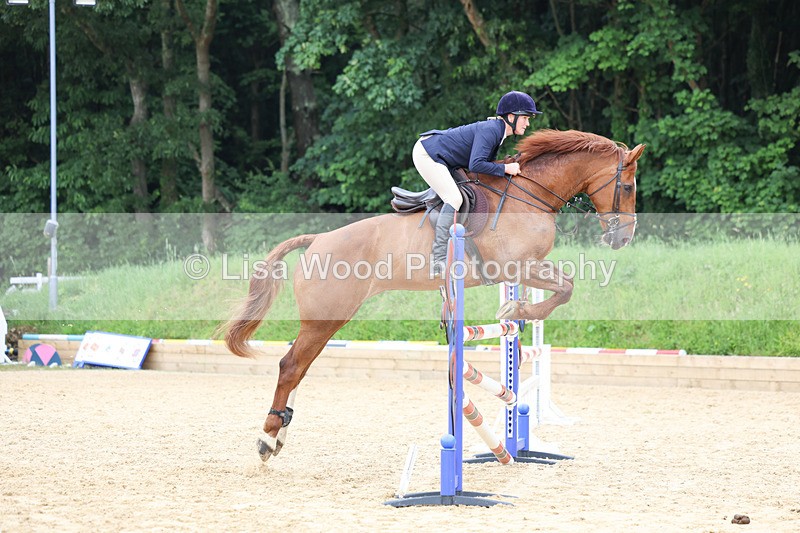 3E7A6551 - Class 9: Senior 1.15m Open