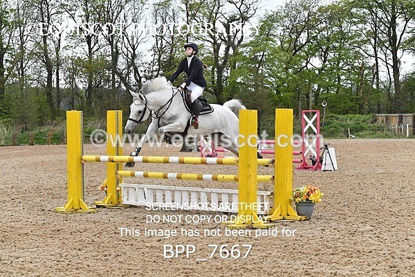 BPP_7667 - CLASS 14 SAT Senior BritiNovice/ 90cm Open