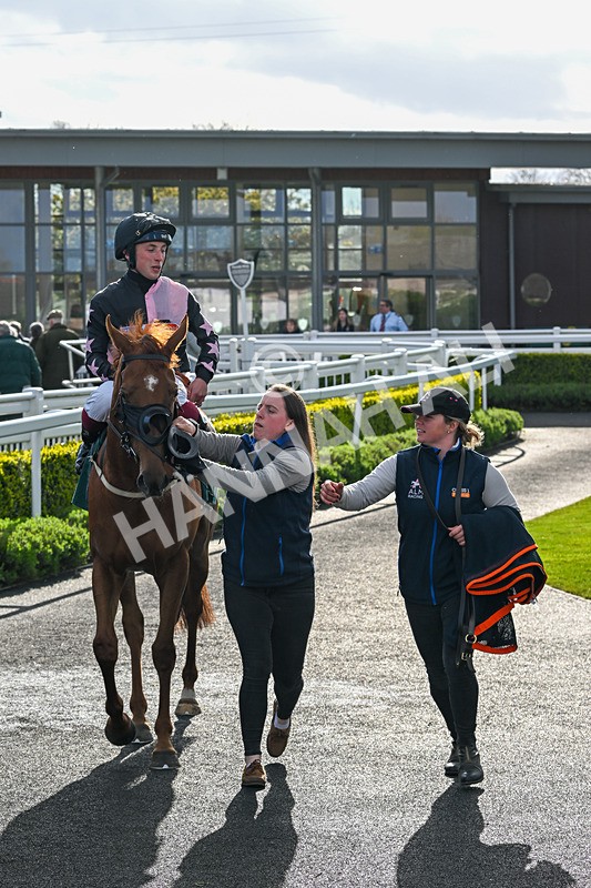 240424-Race 7-Fly Pass-8613 - Race 7