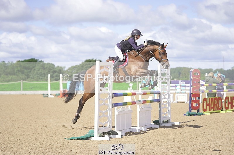 230806A-111012-01526 - Cls 13 Snr Newcomers & 1.10m Open