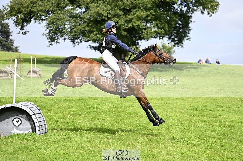 240804-153547-18323 - 652-Tessa_Arthur-FIDGET