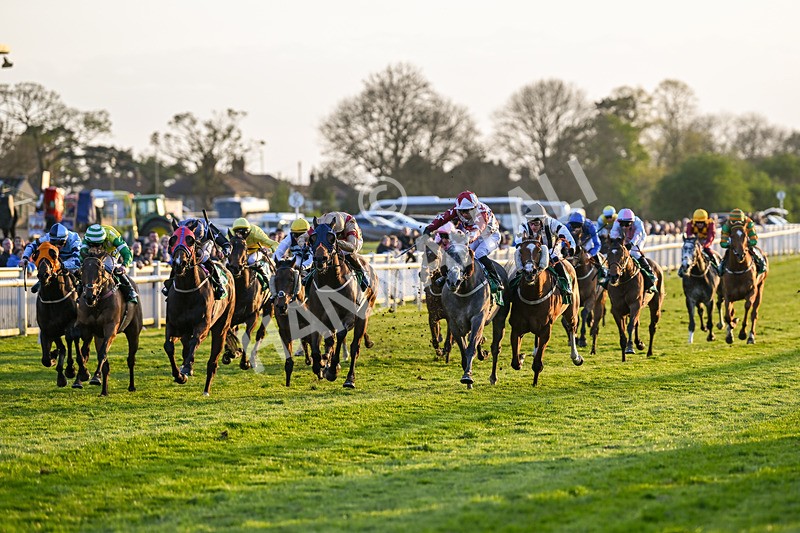 200424-Race 8-Hombre-7419 - Race 8