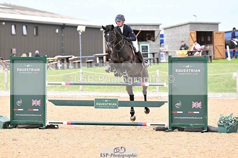260510-150602-07470 - Cls 41 Snr Foxhunter