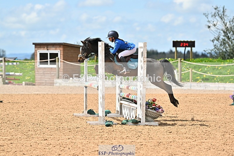 240504A-115244-01335 - Cls 3 Pony Discovery & 90cm Open