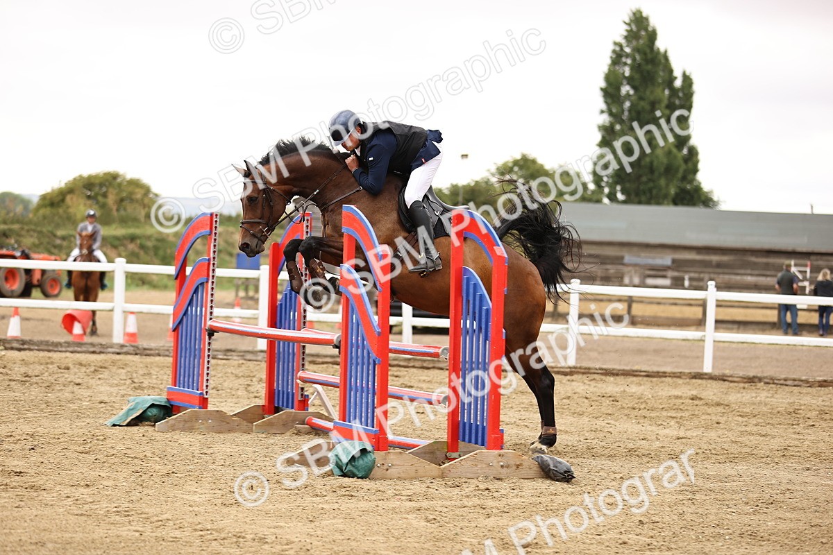 SBM_024771 - Class 9 - Senior British Novice - 90cm