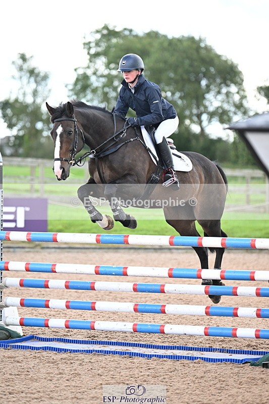 240912A-122649-01469 - Cls 3 Snr Foxhunter