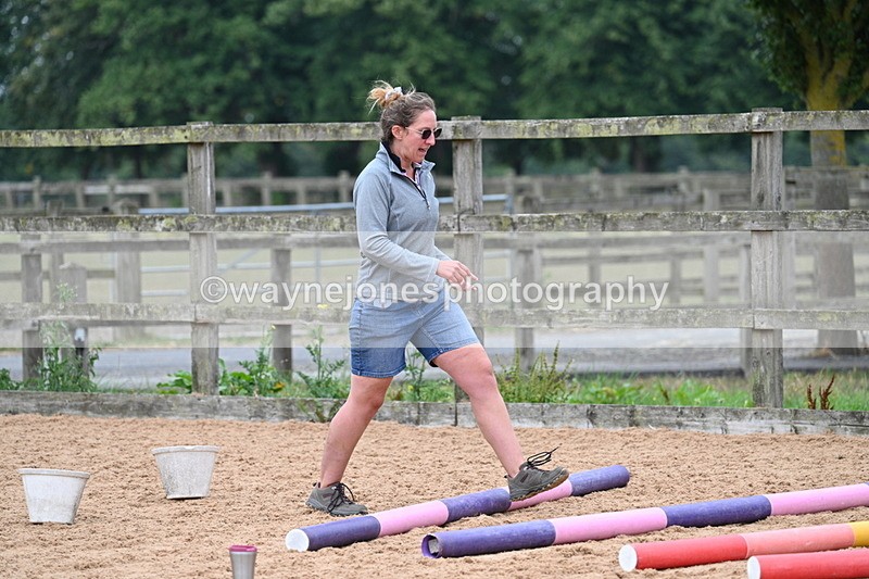 WJ7_9731 - Poles 14:00