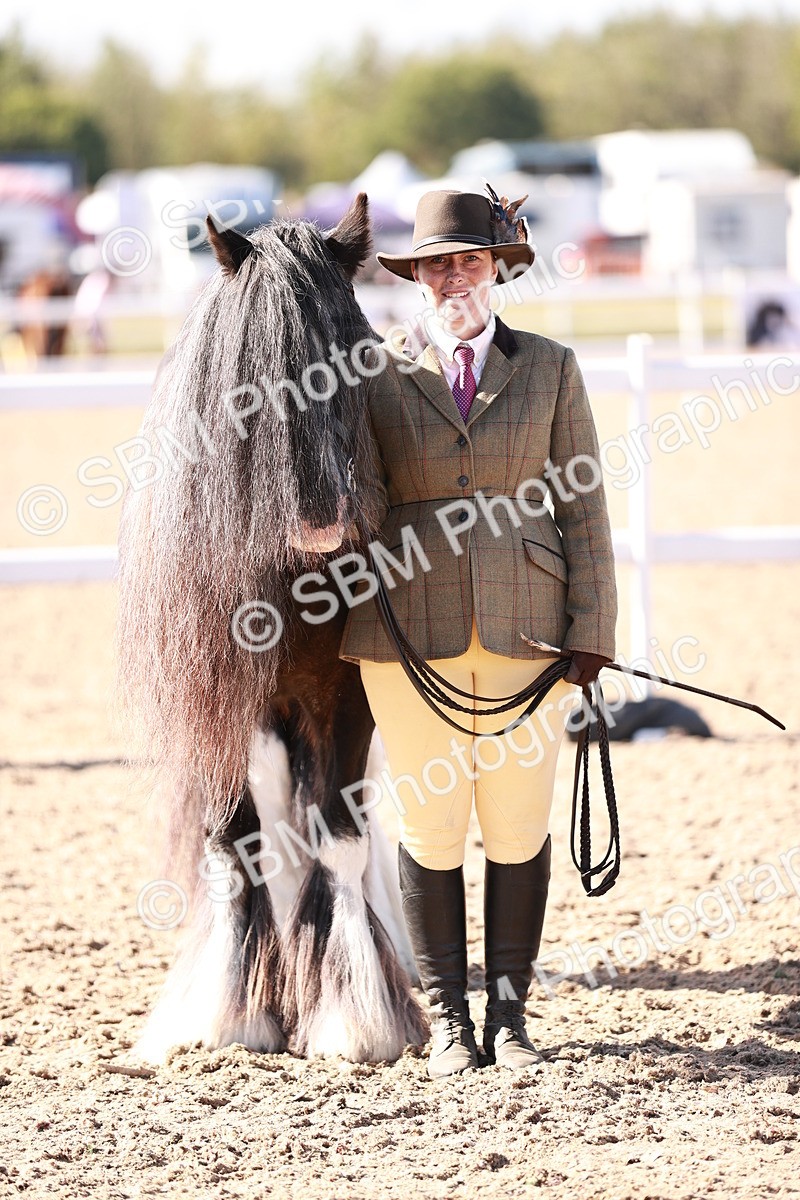 SBM_12587 - Class 404 - IH Traditional - Native Cob