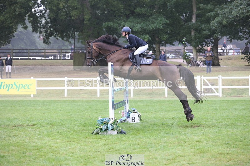 250830A-144551-07104 - Cls 16 Snr Newcomers and 1.10m Open