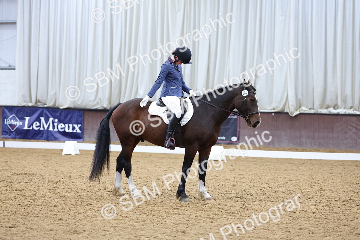 SBM_000527 - Class 2 - Intro 3 - Championship 9.54-10.50