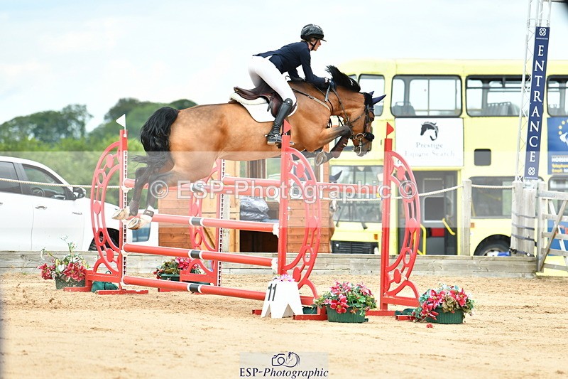 230720A-122113-02790 - Cls 33, 7 Yr Olds 1.30m