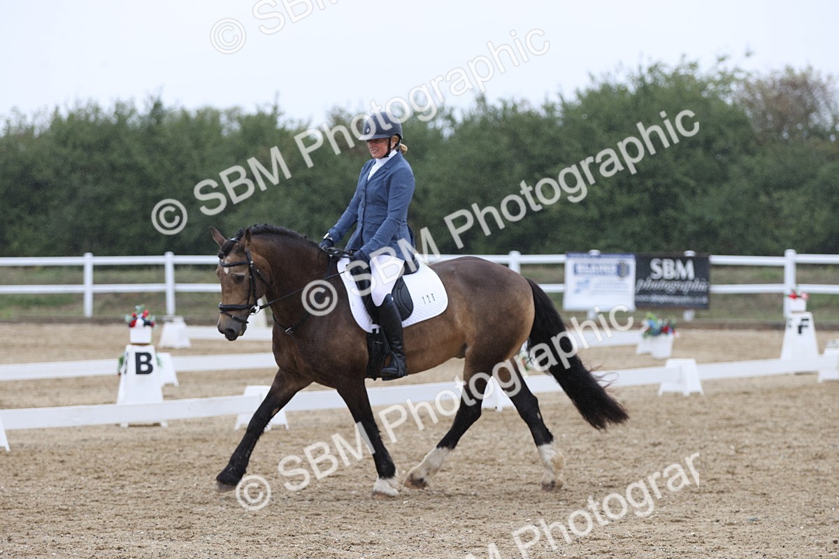 SBM_004422 - Class 9 - Novice 3 Champs