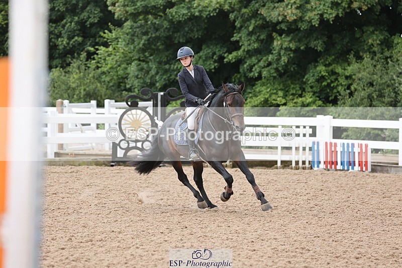 240630A-154535-14873 - Cls 33 Foxhunter and 1.10m Open