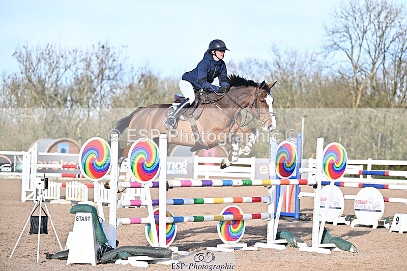 251119-124459-00383 - Cls 4 Newcomers and 1.10m Open