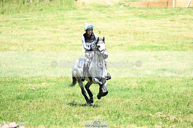 240629X-140409-3981 - 163-Henrietta_Hough-CORRIES_ROBS_STAN