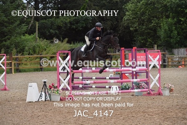 JAC_4147 - CLASS 6 Senior Newcomers/ 1.10m Open