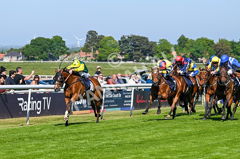 130525-Race 4-Coolree-0011 - Race 4