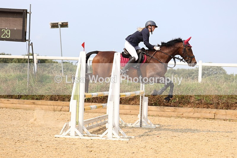 3E7A1412 - Class 4: Senior British Novice/90cm open