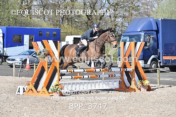 BPP_3747 - CLASS 3 FRI Senior British Novice/ 90cm Open