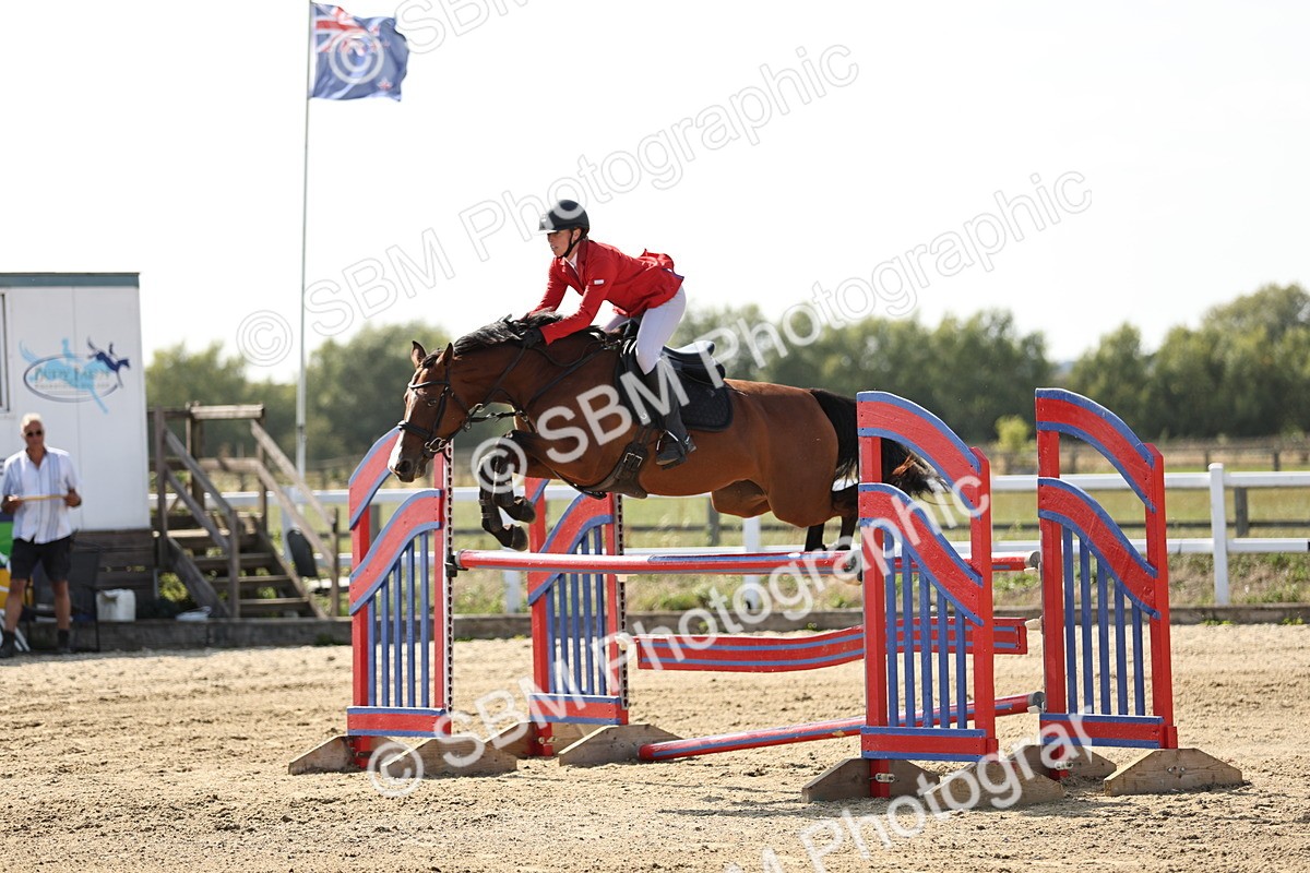 SBM_005265 - Class 6 = Senior Newcomers - 1.10m Open