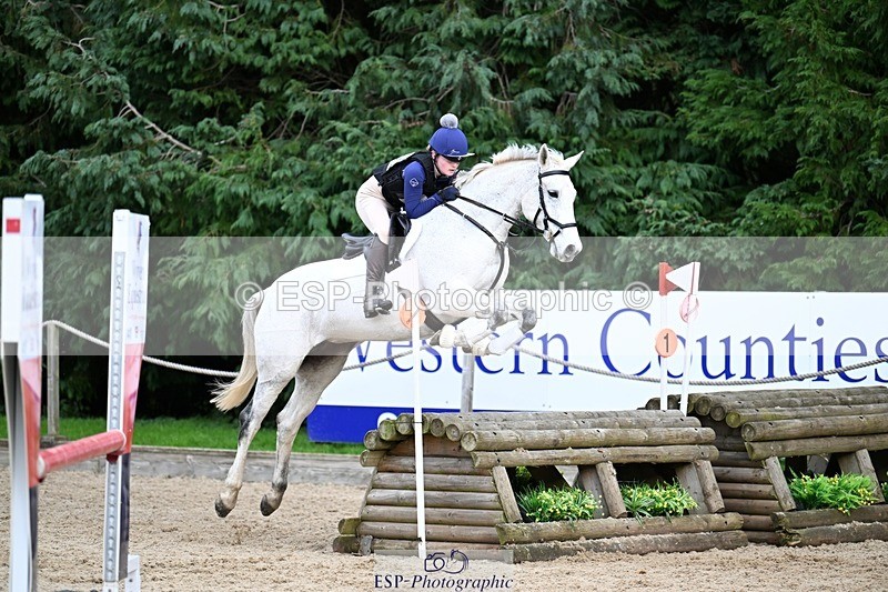 241117-135002-04297 - Cls 3 90-95cm 13.00 to 14.00