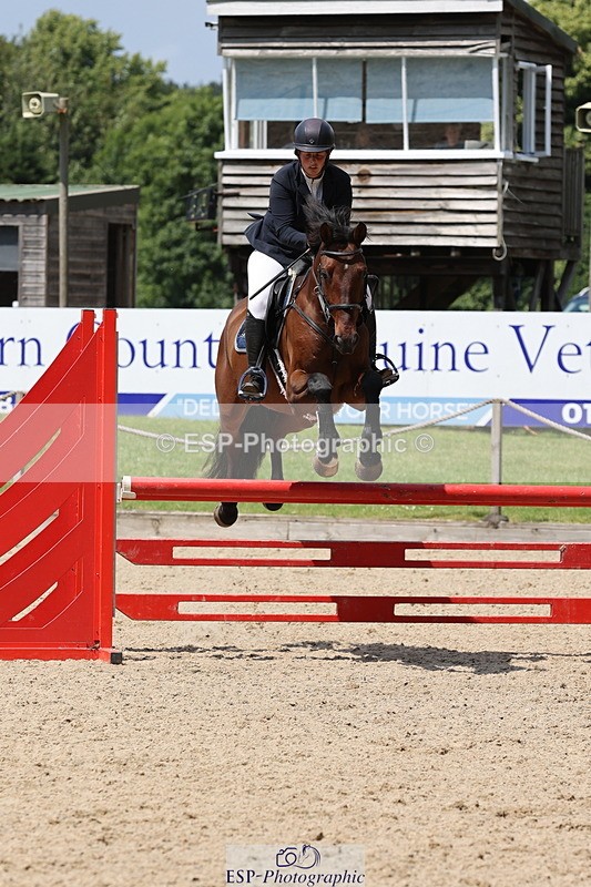 250614A-141040-07411 - Cls 29  Snr Discovery and 1m Open