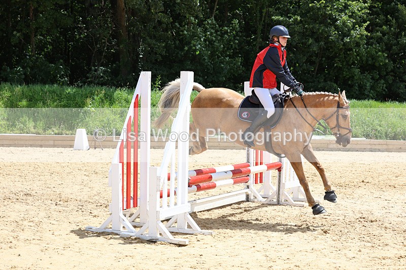 3E7A2222 - Class 4: 70 -75cm Part A