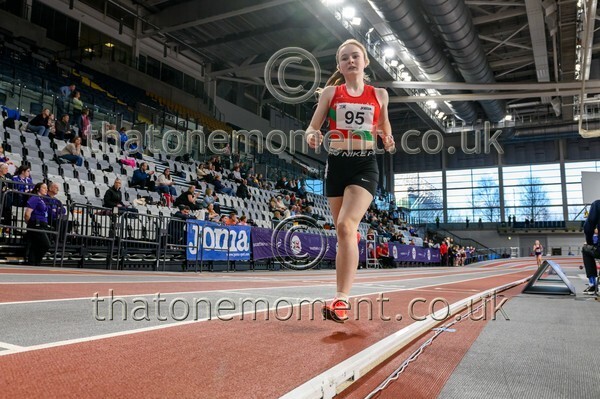 CEREL-816776 - Track Female Set Two