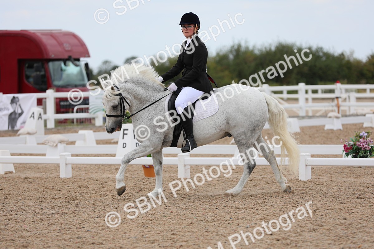 SBM_05673 - Class 32 Novice 1