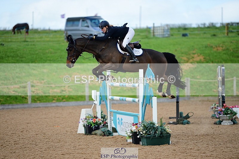 230505A-161204-05230 - Cls 23 National 1.40m Open