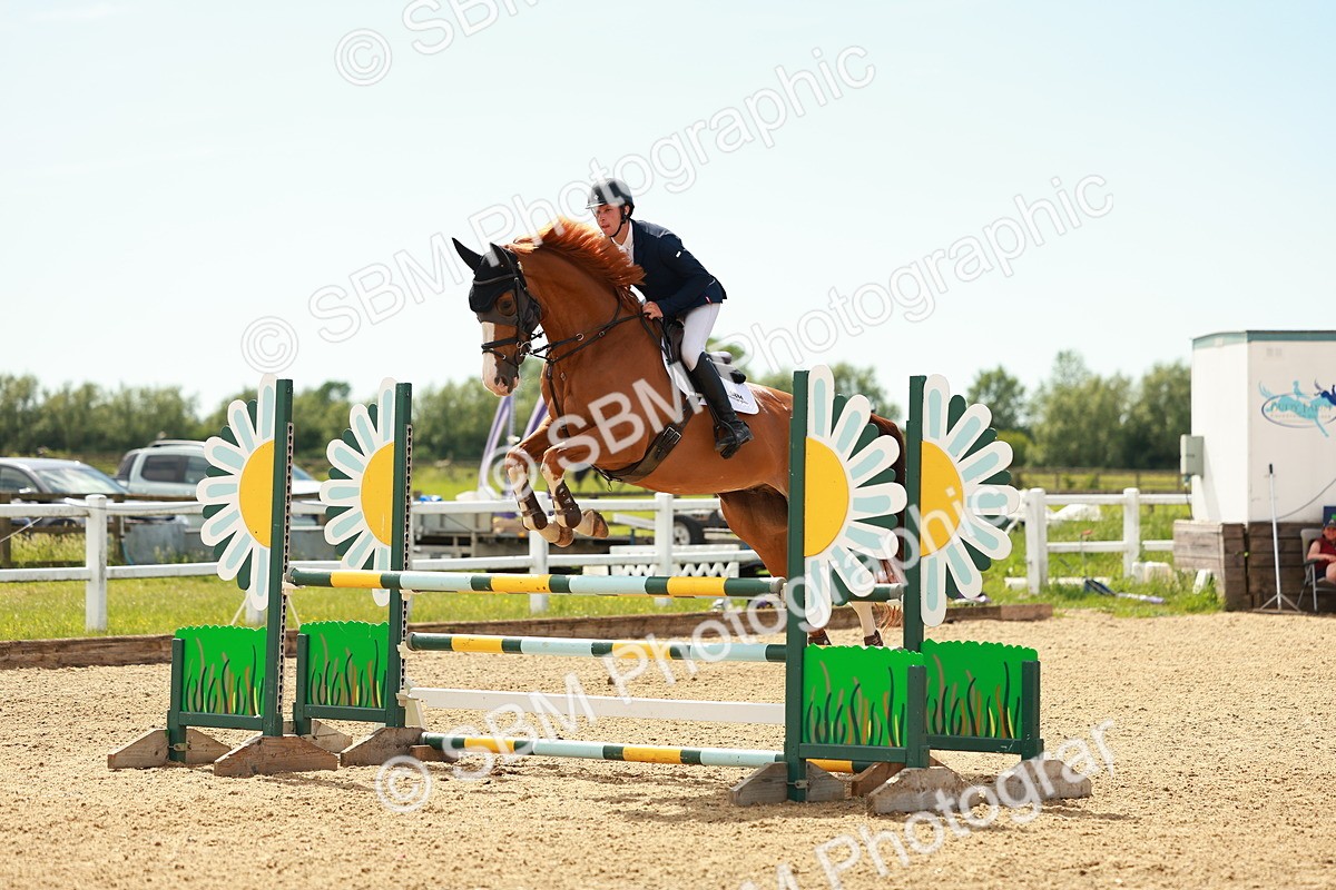 SBM_002410 - Class 4 - Senior Newcomers - 1.10m