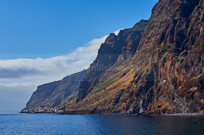 0819_100 - Madeira