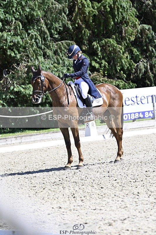 250522A-150513-03780 - D-402-Isabelle.Cook-CYMOON.F.Z