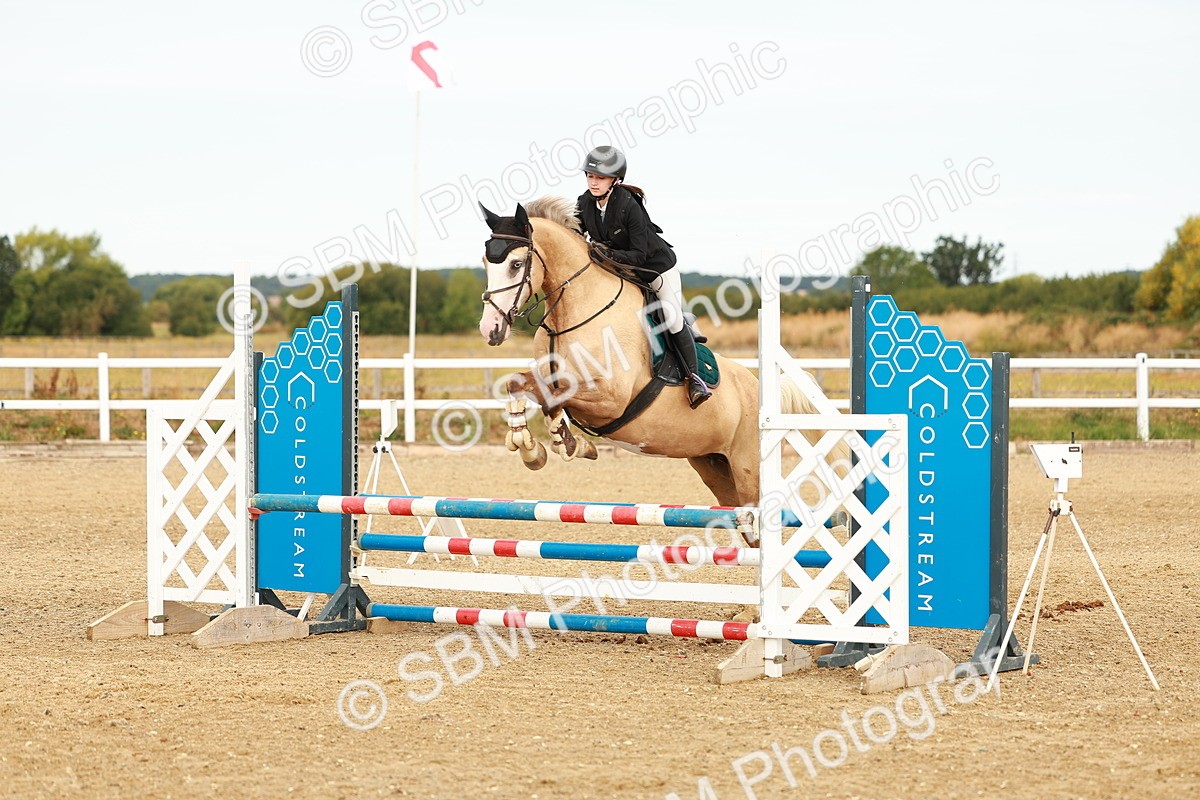 SBM_002231 - Class 9 - Senior British Novice - 90cm