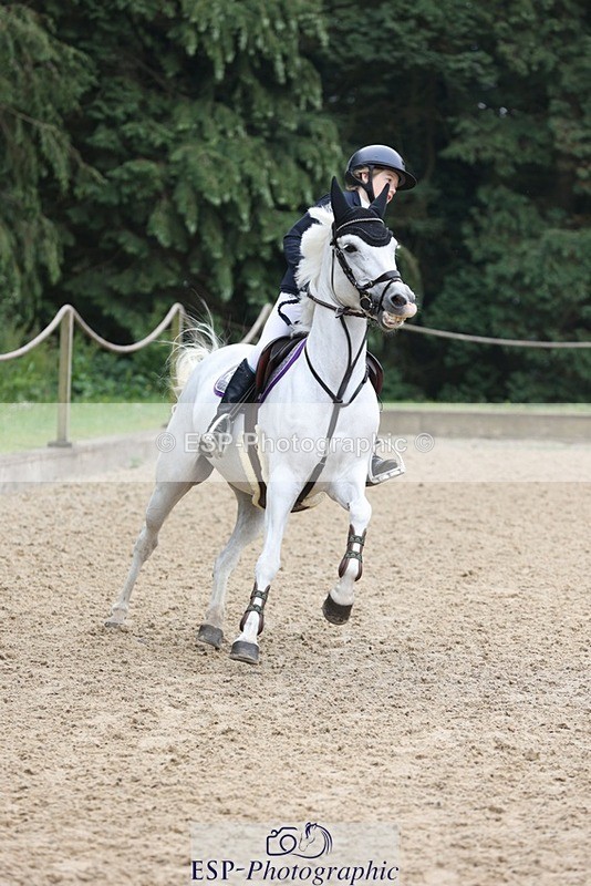 230618-101806-10053 - Cls 19 Pony Intro 1m