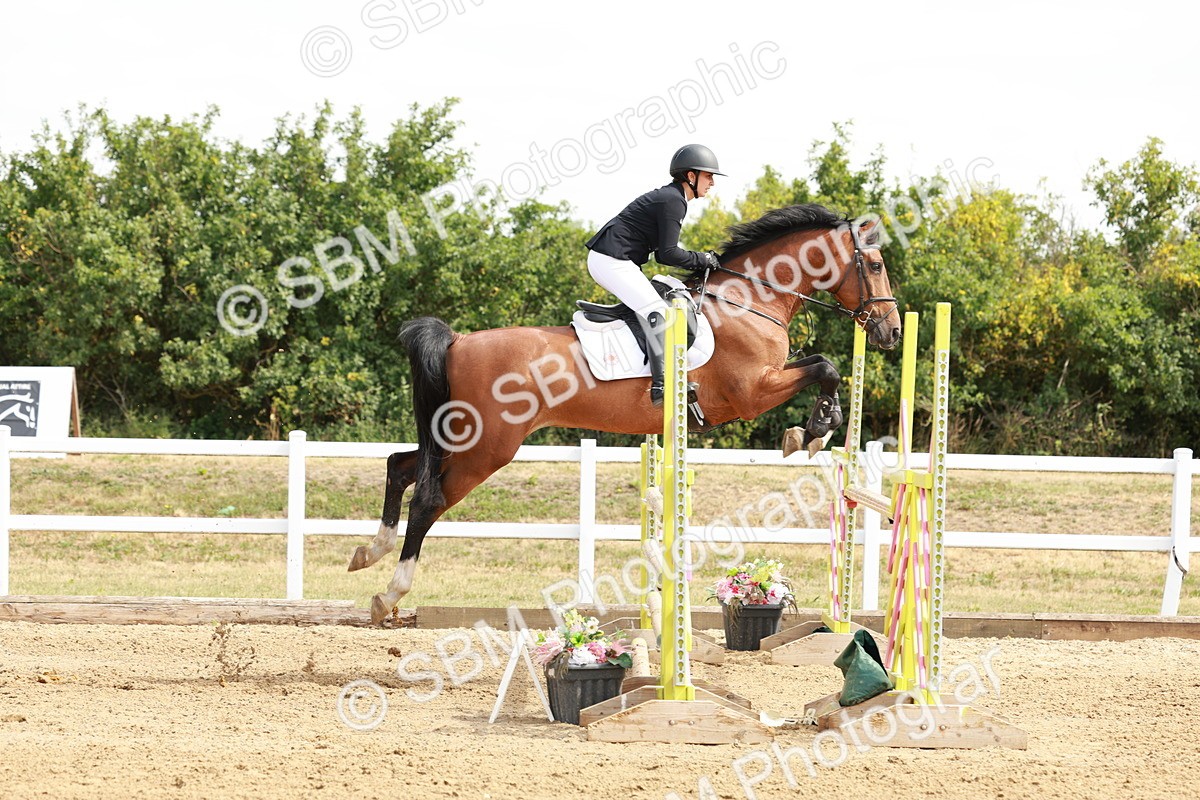 SBM_016904 - Class 20 - Senior Newcomers - 1.10m